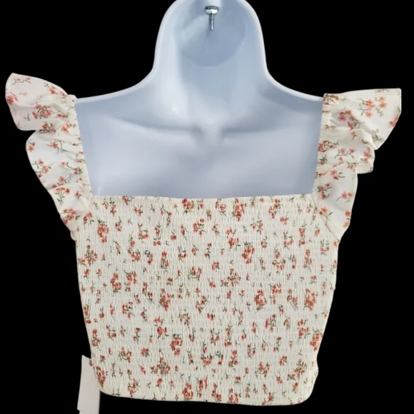 #103 - Floral Ruffle Sleeve Crop Top. Brand new size small - Picture 2 of 2